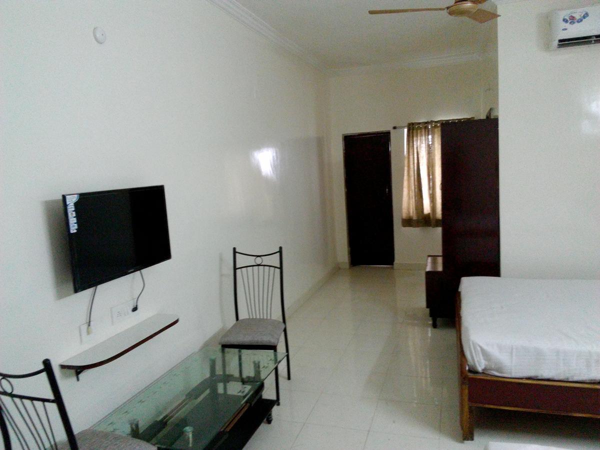 Sahasra Residency Hotell Hyderabad Eksteriør bilde